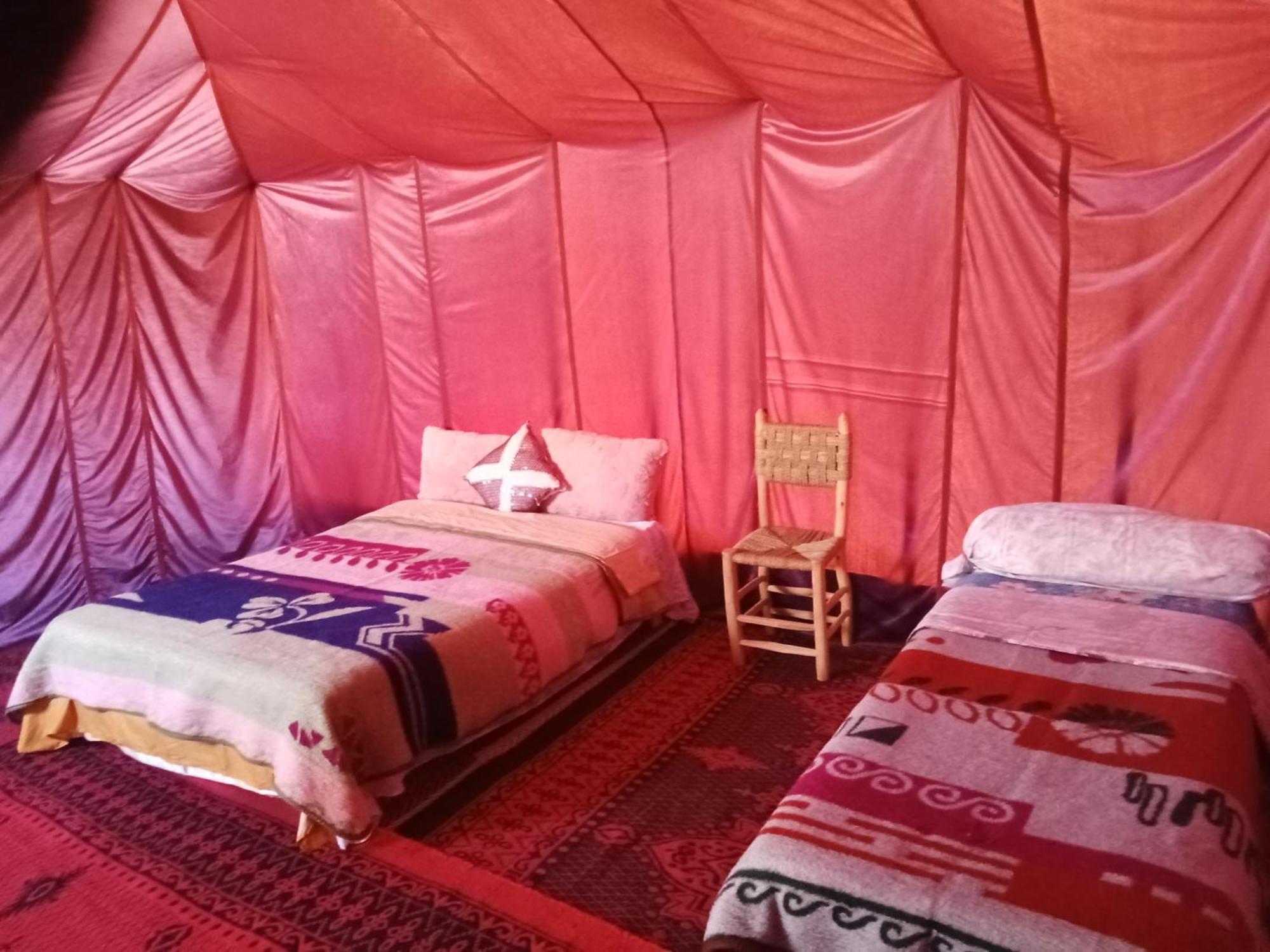 מלון Foum Zguid Bivouac Cote-Iriki מראה חיצוני תמונה